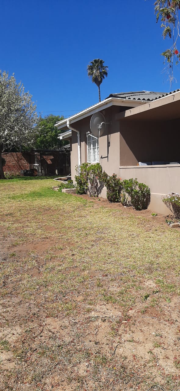 2 Bedroom Property for Sale in Uniondale Western Cape